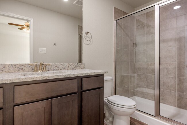Building Photo - Modern 3-Bed, 2.5-Bath Townhome in New Bra...