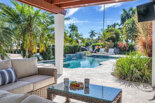 Building Photo - 74 Nurmi Dr