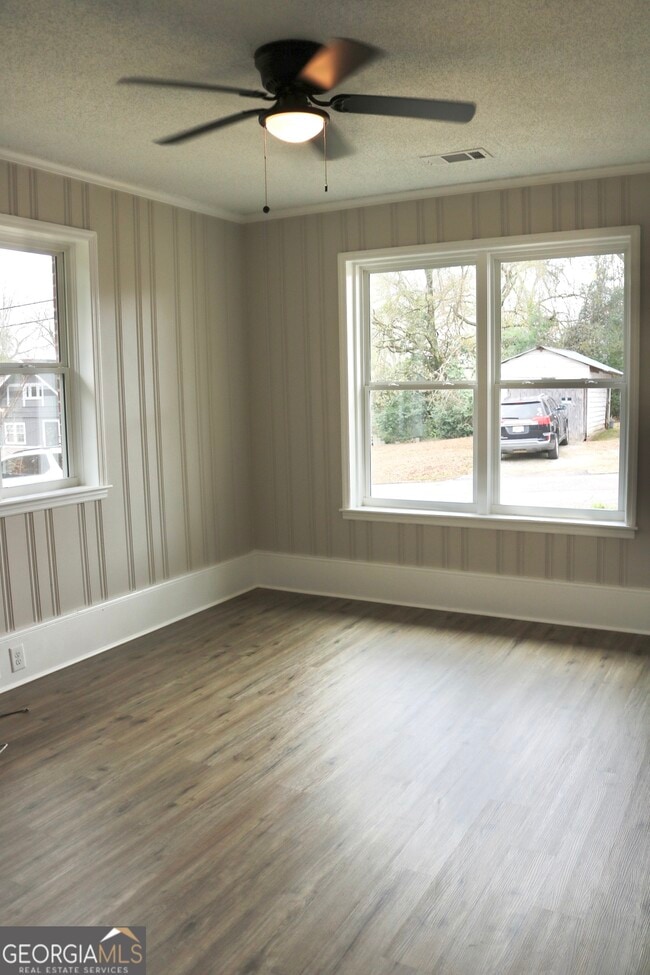 Building Photo - 118 Dougherty St