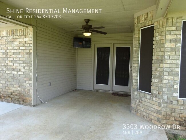 Building Photo - 3303 Woodrow Dr