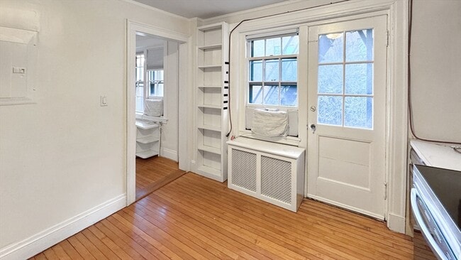 Building Photo - 12 Aberdeen St