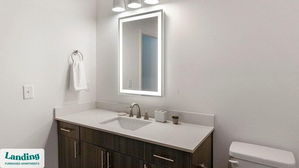 Building Photo - 5102 Station Dr