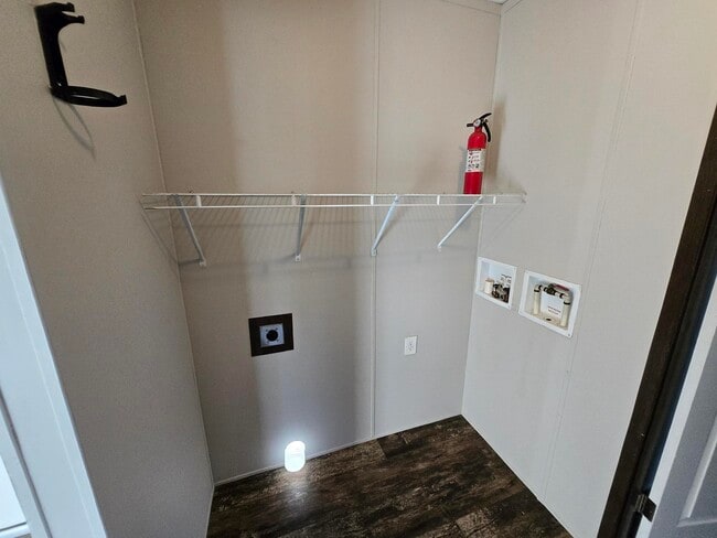 Building Photo - 6045 Frederick St