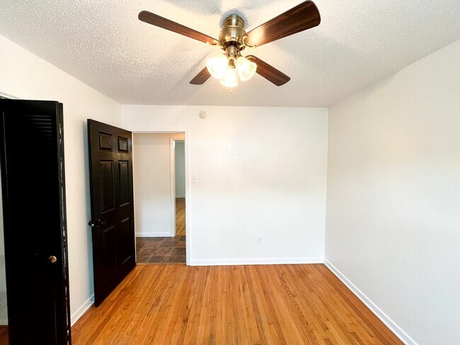 Building Photo - Available Now!!!! Gorgeous 3 bedroom, 2 bath, 2 car garage home. Beautiful wood look flooring. Sp...
