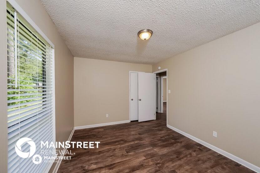 Building Photo - 2015 Palmer Ave