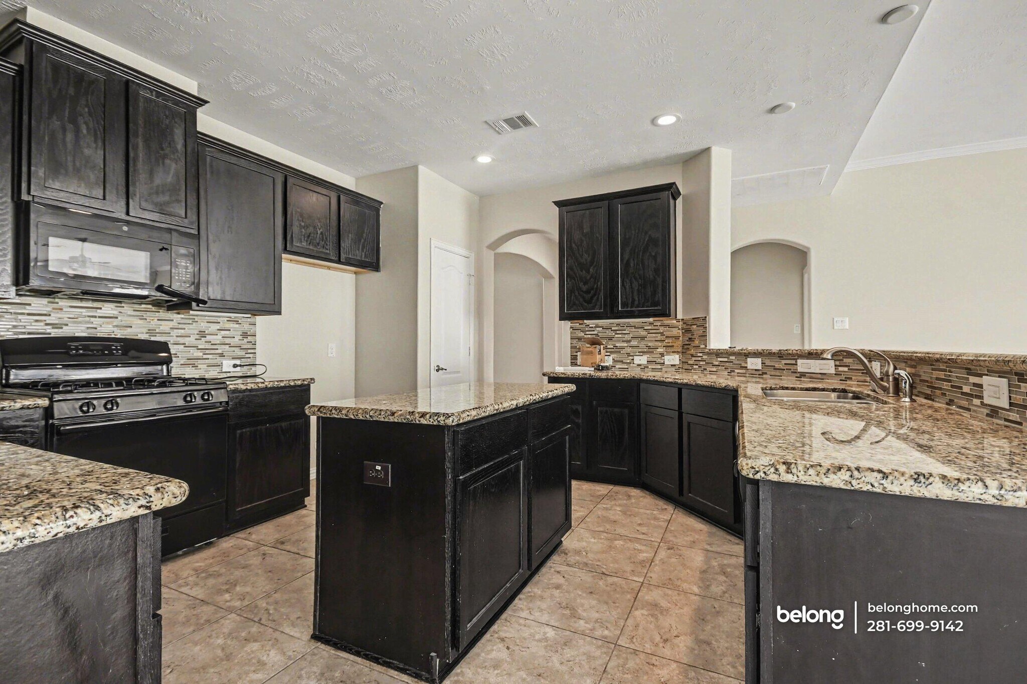 Building Photo - 1818 Luminous Waters Ln