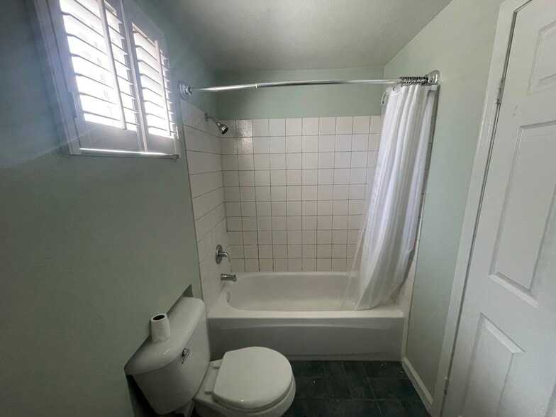 Bathroom - 15040 Los Gatos Blvd