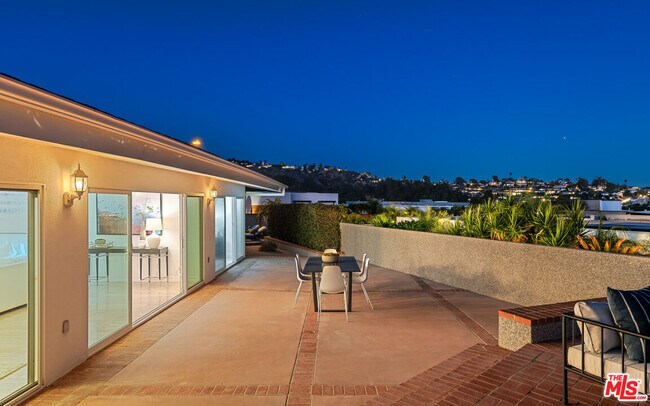 Building Photo - 18100 Wakecrest Dr