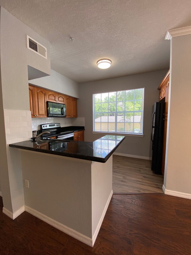 Building Photo - 2586 Robert Trent Jones Dr