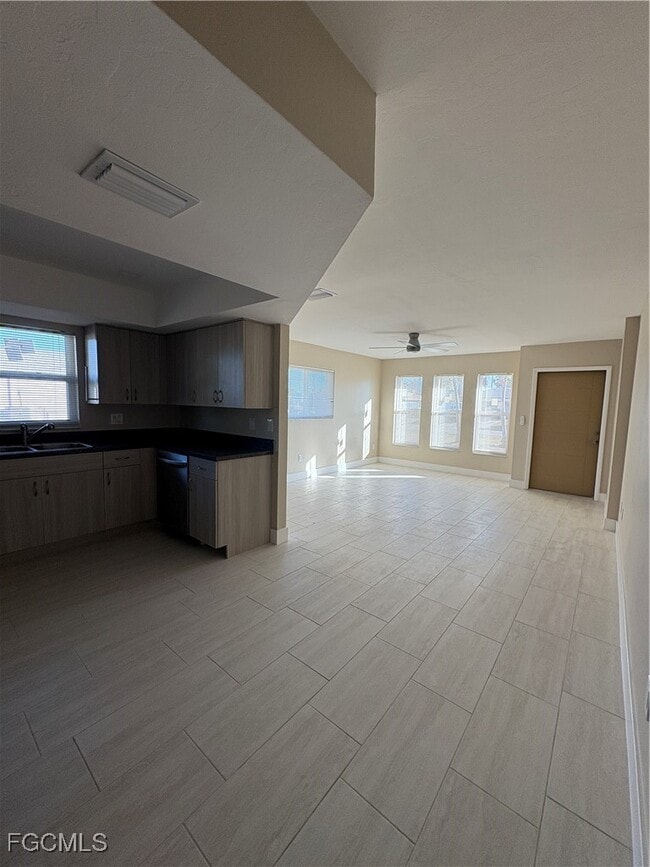 Building Photo - 3608 SW 7th Pl