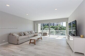 Building Photo - 2451 Brickell Bay Dr