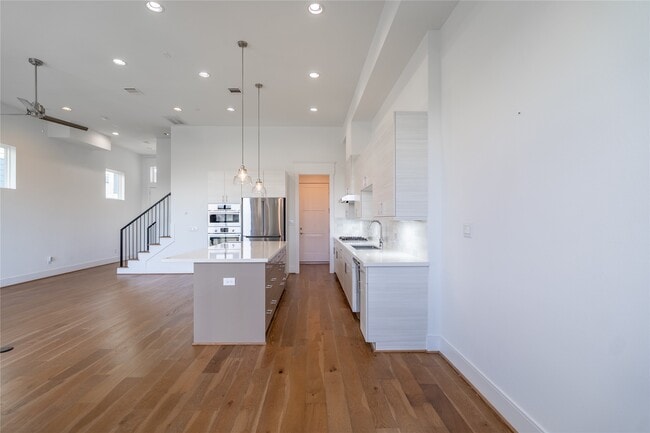 Building Photo - 9806 Blissful Pr Ln