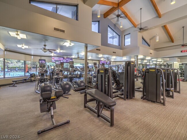 Building Photo - 10 Greely Club Tr