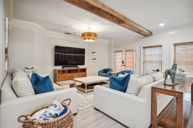 Building Photo - 1930 Northside Dr NW