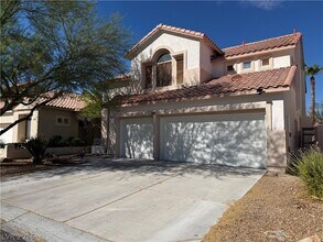 Building Photo - 705 Lexington Cross Dr