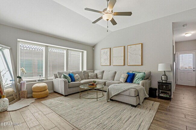 Building Photo - 261 Penbridge Pl