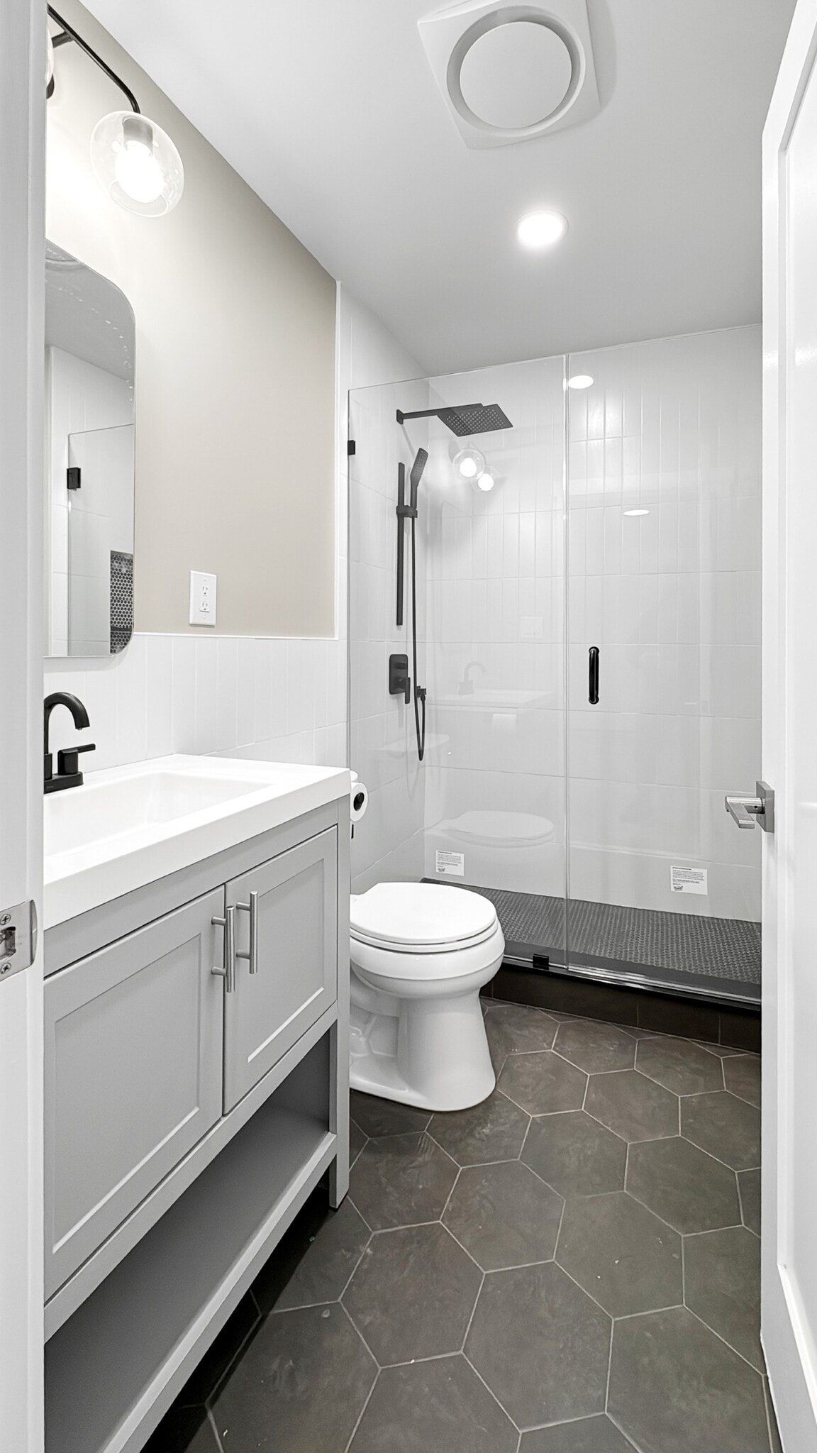 Building Photo - 97 Reservoir Ave