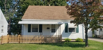 Building Photo - 153 S Roanoke Ave