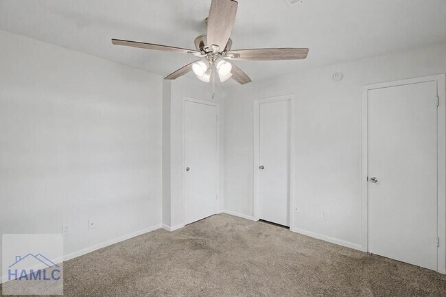 Building Photo - 799 Wildwood Dr