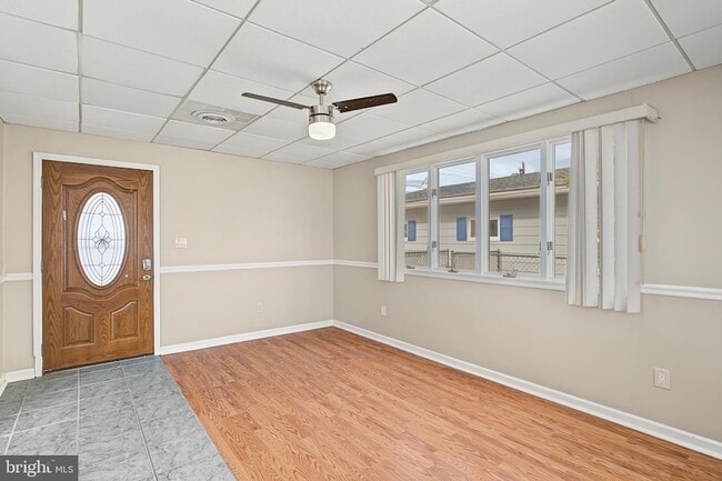 Building Photo - 137 E Susquehanna Dr