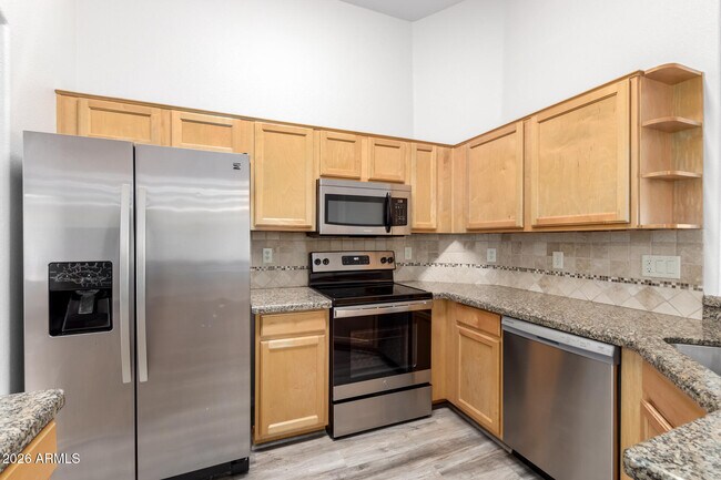 Building Photo - 491 N Ocotillo Ln