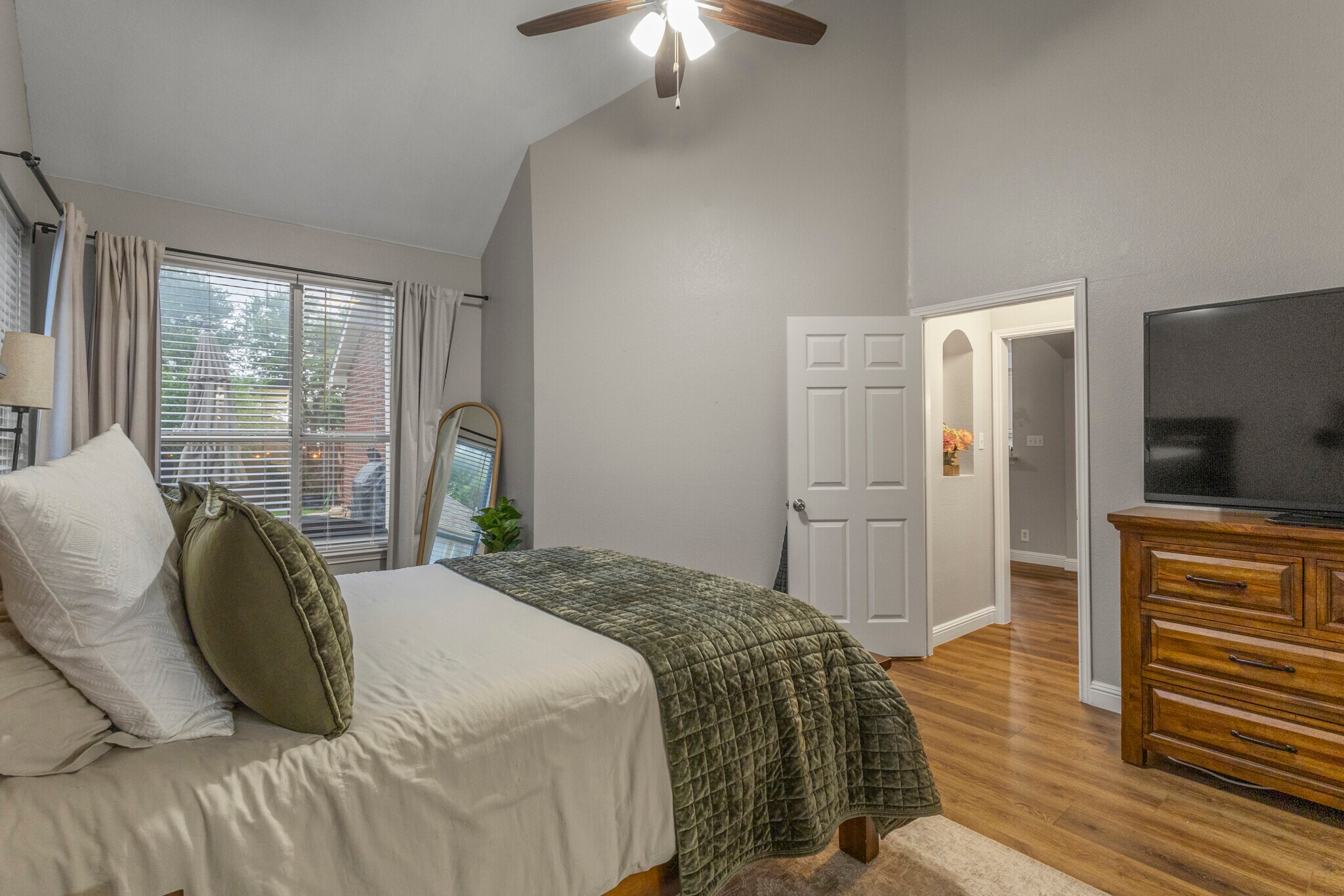 Building Photo - 7005 Stone Canyon Ct
