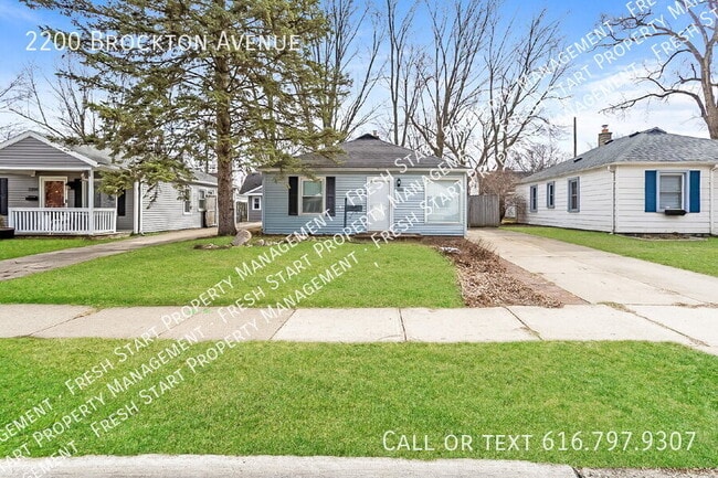 Building Photo - 2200 Brockton Ave