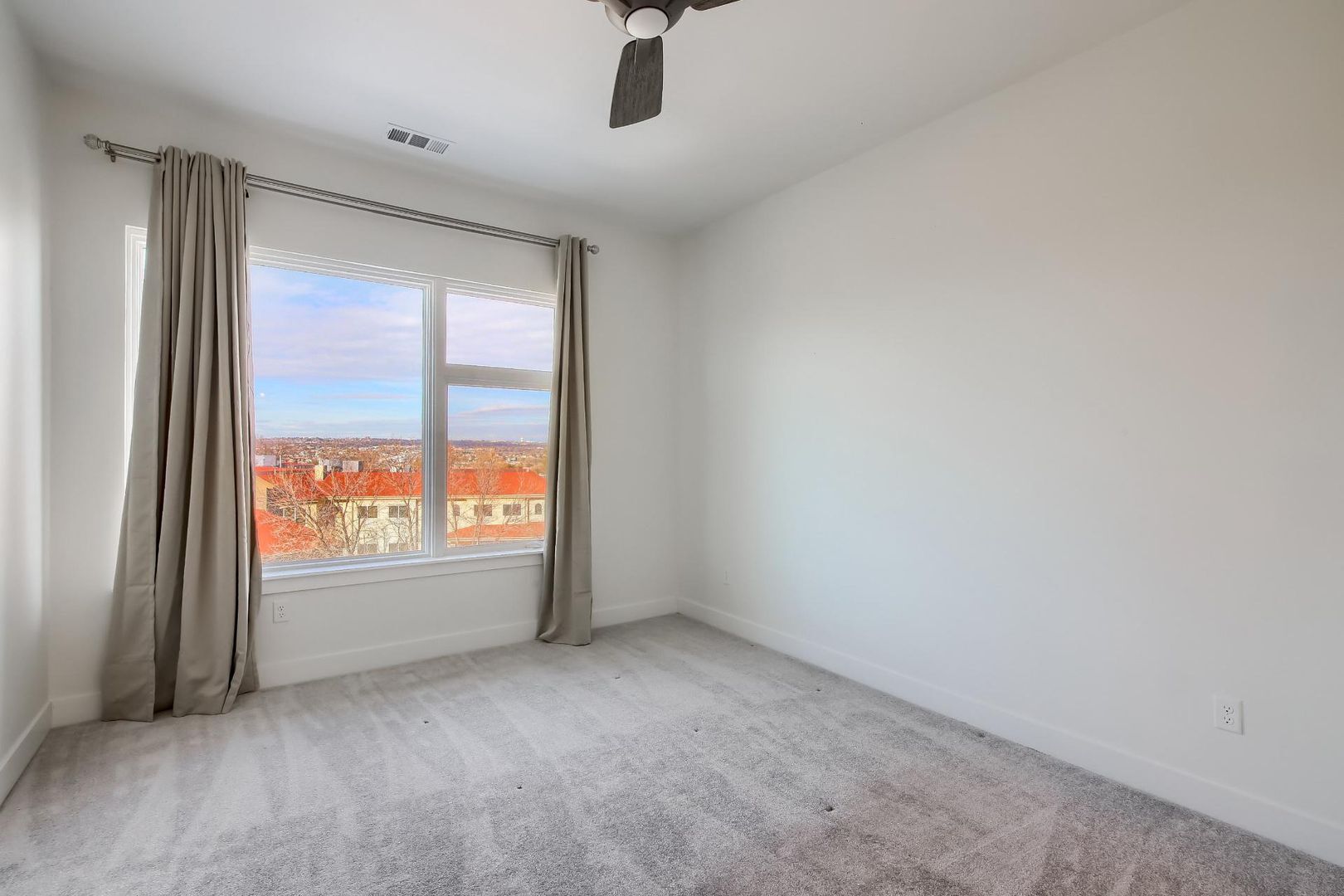 Building Photo - 2876 W 53rd Ave