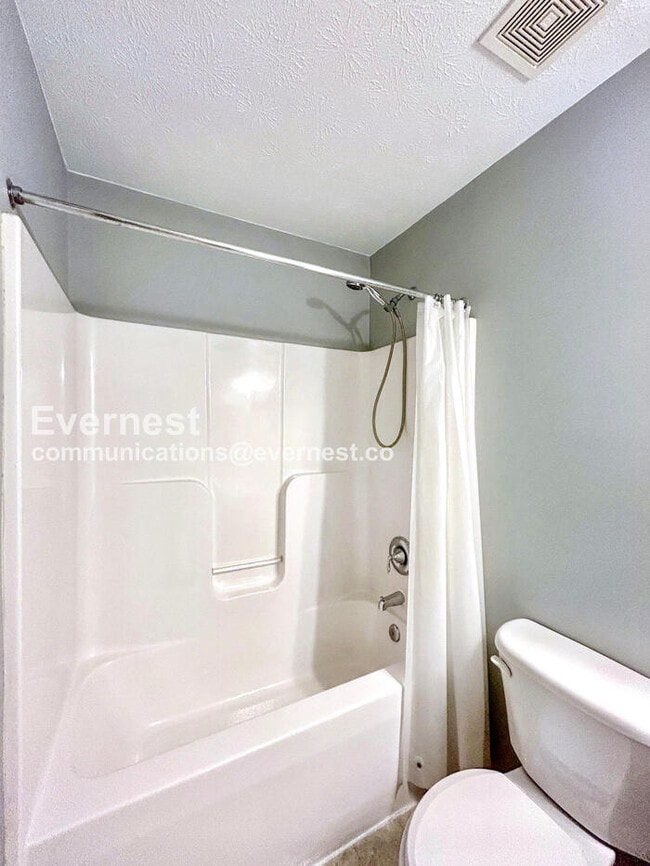 Building Photo - 18337 Democracy Ave