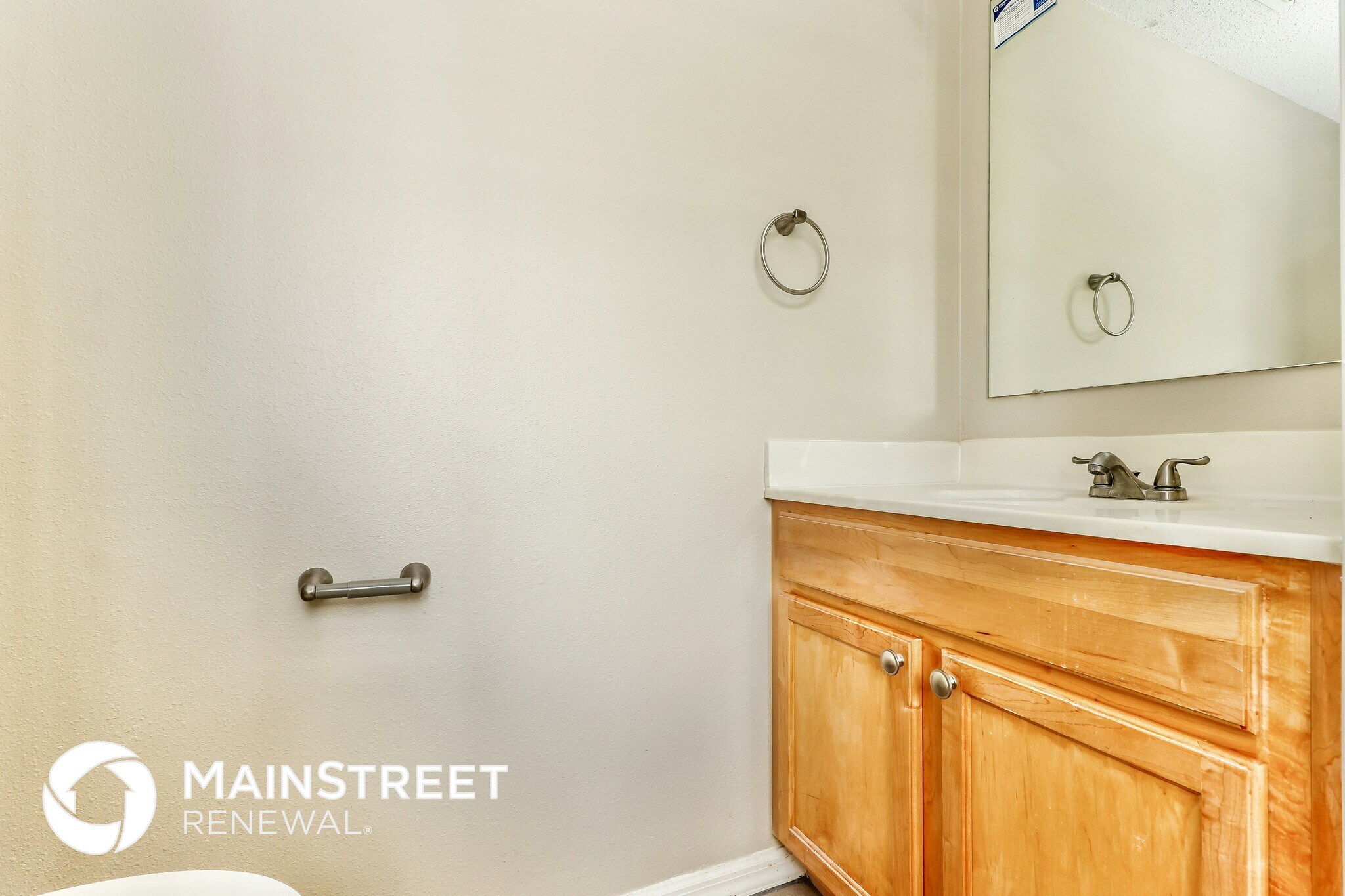 Building Photo - 13336 Brewster Rd