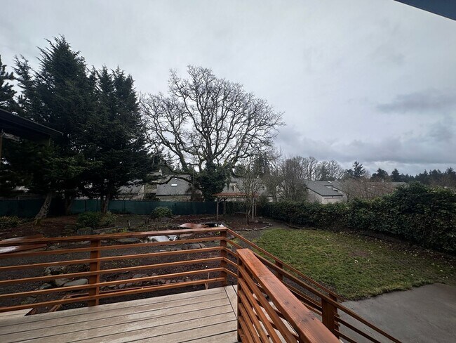 Building Photo - *Coming soon* 3 Bedroom 1.5 Bath Single Family Home