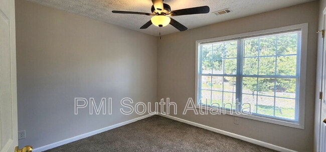 Building Photo - 4672 Ernest Dr