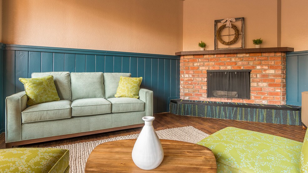 Rio Vista Apartment Homes 2000 E River Rd Tucson AZ 85718 Apartment