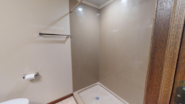 Building Photo - 2 Bedroom, 2 Bathroom House. Doubled Attac...
