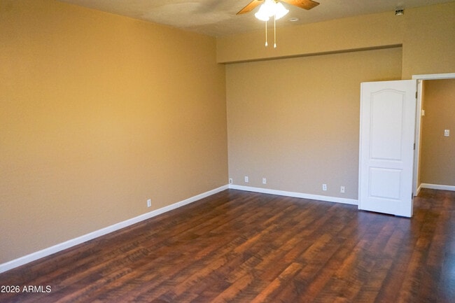 Building Photo - 541 N Danielson Way