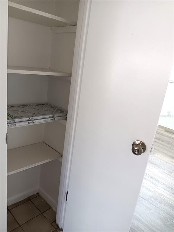 Building Photo - 116 Southwest Jefferson Cir N