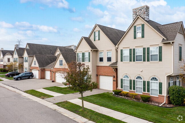 Building Photo - The Residences at Southtown