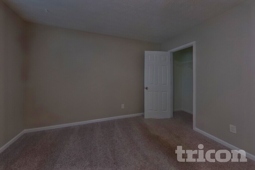 Building Photo - 3692 Tullamore Ln