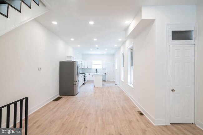 Building Photo - 1606 Wharton St