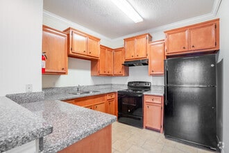 Interior Photo - The Red Rose Of Texas Apartments