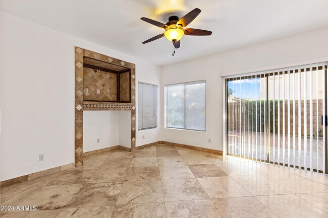 Building Photo - 7223 E Kramer St