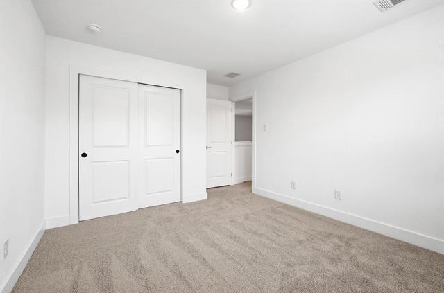 Building Photo - 619 Sagebrush Trl