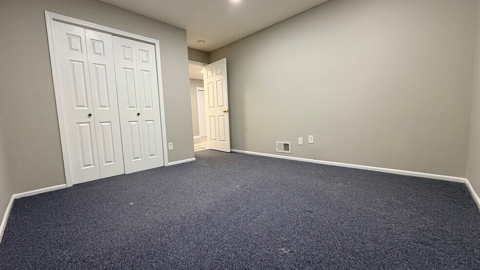 Building Photo - 99 Keystone Ct