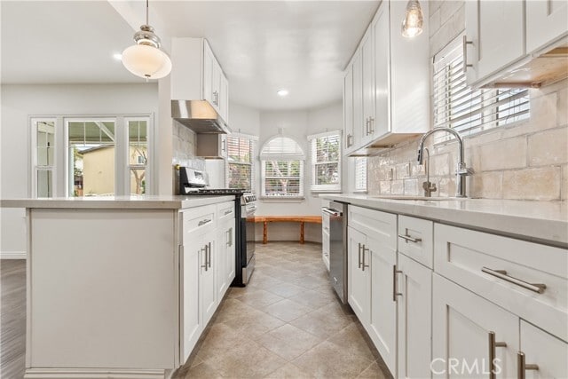 Building Photo - 11639 Menlo Ave