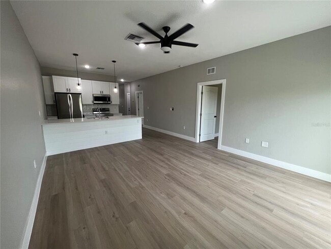 Building Photo - 12128 Henley Ave