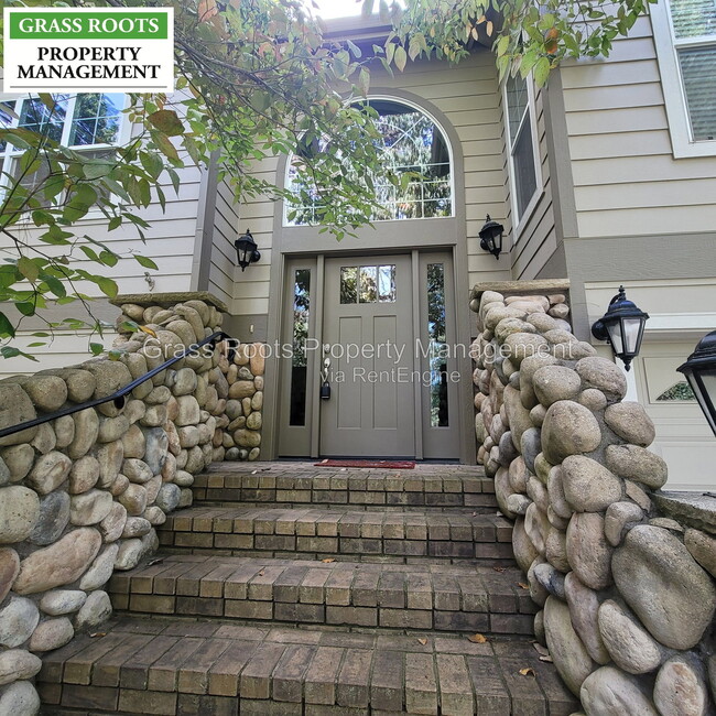 Building Photo - 14627 Echo Ridge Dr