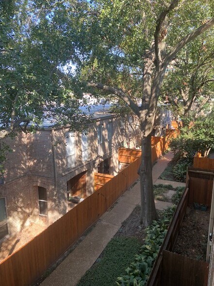 Building Photo - 4643 Wild Indigo St