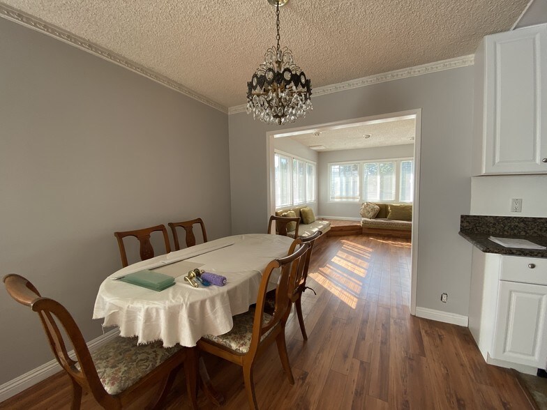 Building Photo - 5208 Wilkinson Ave