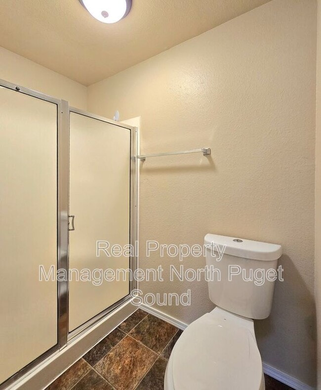 Building Photo - 228 N Stillaguamish Ave