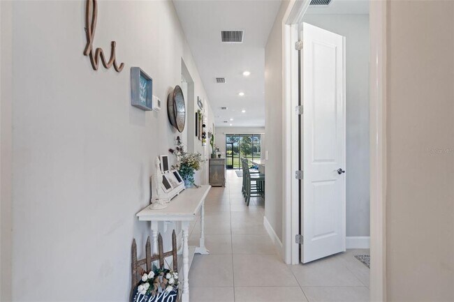 Building Photo - 6341 Winding Pne Dr